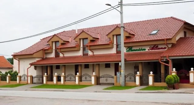 Altana Pensionat Ludanice